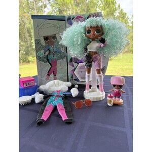 L.O.L. Surprise! O.M.G. Winter Chill Icy Gurl Fashion Doll.
